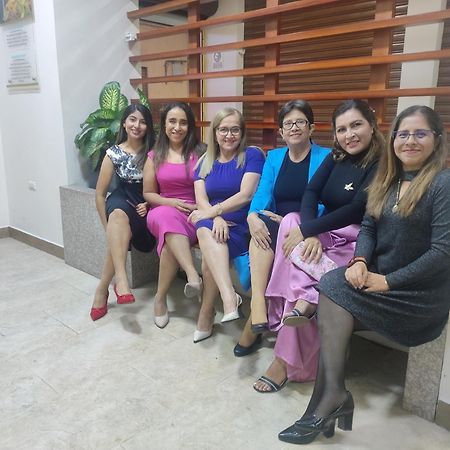 Hotel Villonaco Loja Bagian luar foto